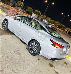 نيسان فيرسا